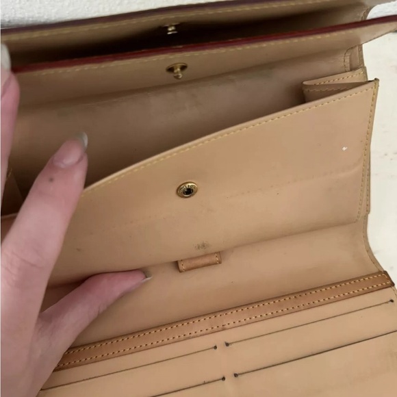 🎉🎉 HP💕 AUTHENTIC EUC LOUIS VUITTON MURAKAMI WALLET 🎉🎉 - Picture 10 of 13